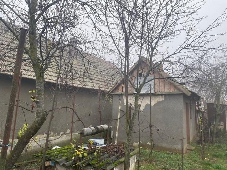 Casă cu 2 camere în Cheresig