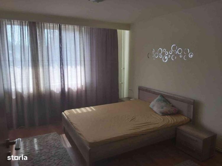 Apartament cu 3 camere decomandat în Ultracentral