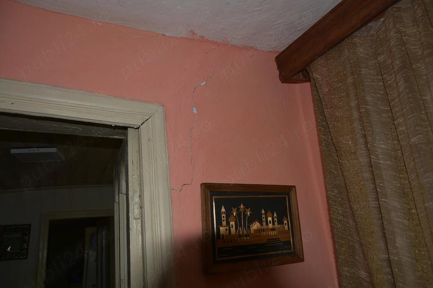 Casă cu Teren 1750 Mp în Costache Negri