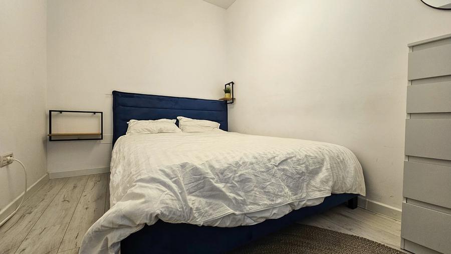 Apartament cu 2 camere semidecomandat, mobilat în 13 Septembrie
