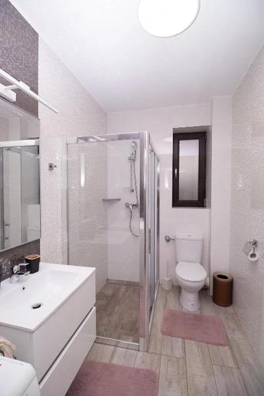 Apartament cu 2 camere decomandat în Valea Alba