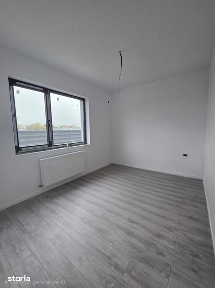 Casă cu 3 camere cu Teren 250 Mp în Clinceni