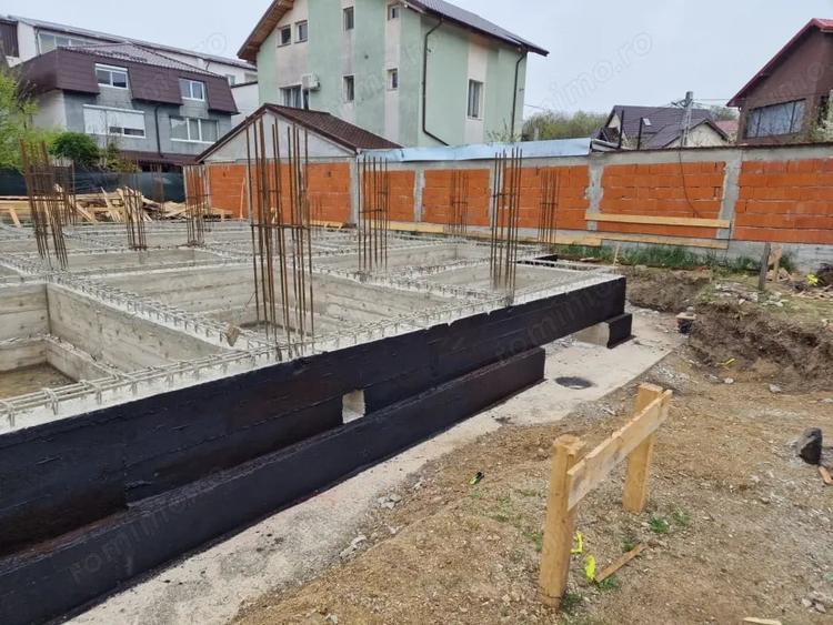 Casă cu 6 camere cu Teren 580 Mp în Chiajna