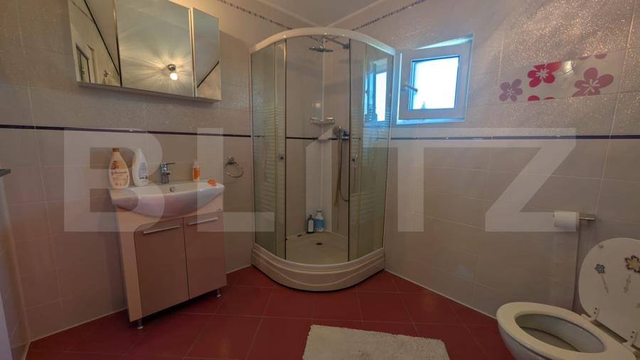 Casă individuală cu 5 camere cu Teren 3837 Mp în Dărmănești