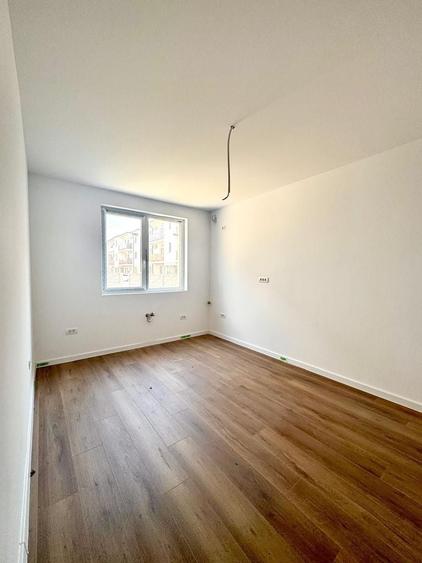 Duplex cu 4 camere cu Canalizare în Chișoda