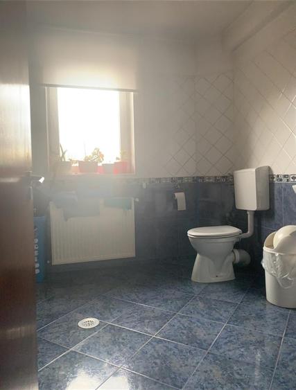 Casă individuală cu 6 camere cu Canalizare în Nord