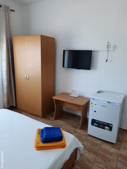 Casă cu 6 camere cu Teren 1200 Mp în Costinești