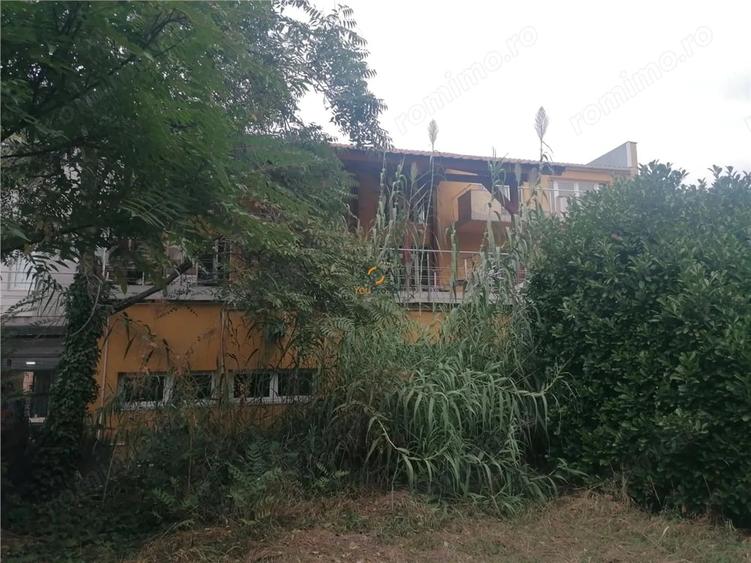 Spațiu comercial, de 550 mp, în Girocului