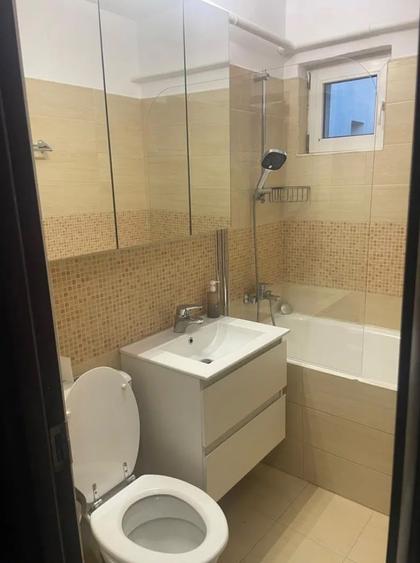Apartament cu 2 camere decomandat, mobilat în Băneasa