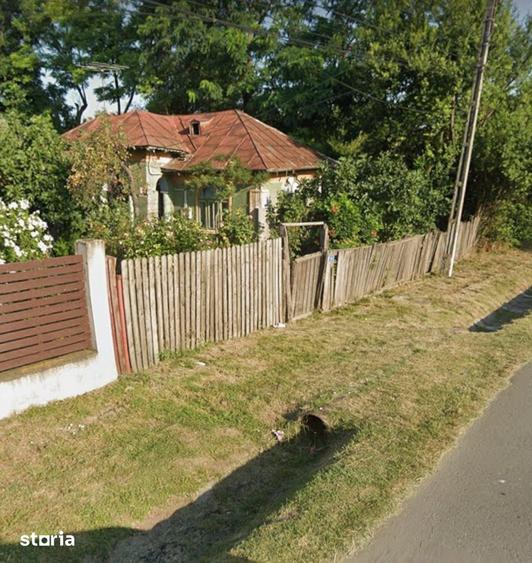 Casă cu Teren 2240 Mp în Drăgănești