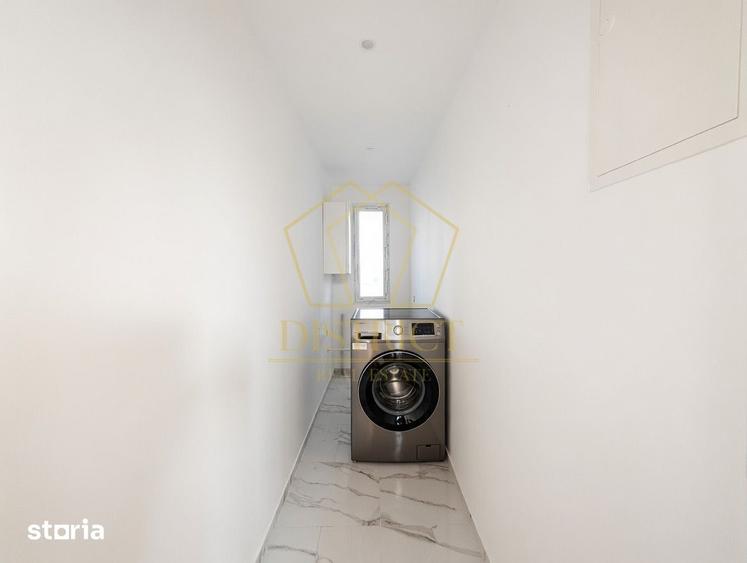 Casă cu 5 camere cu Teren 420 Mp în Blașcovici