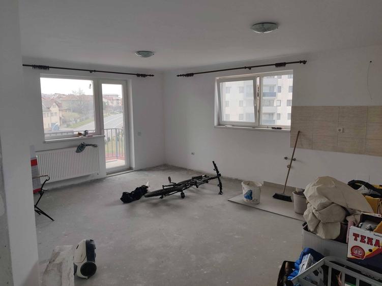 Apartament nou cu 3 camere decomandate, confort sporit, etaj intermediar, cu 2 bai si garaj sub bloc - 4