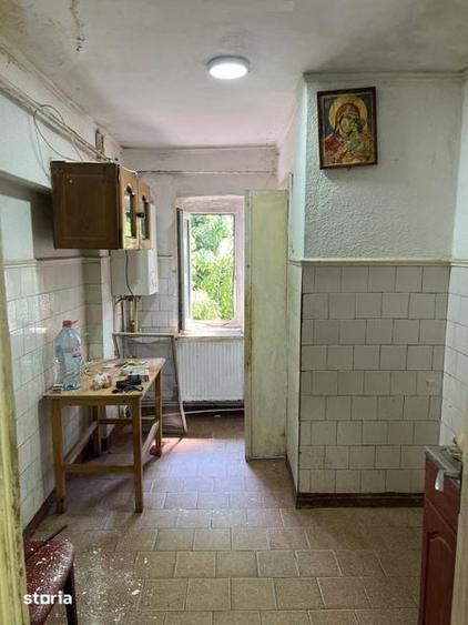 Apartament cu 3 camere decomandat în Sud