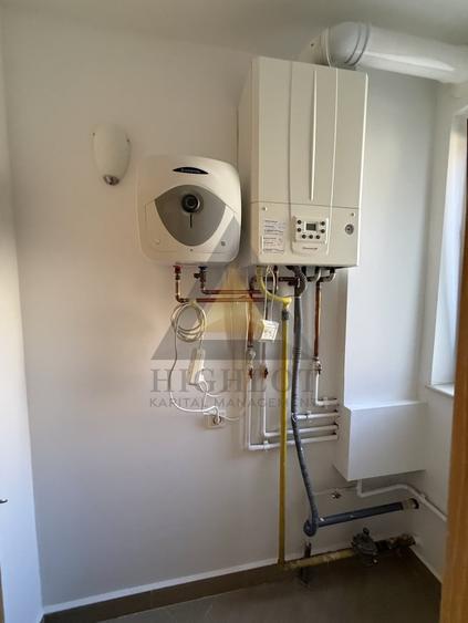 Duplex cu 5 camere cu Piscina în Iancu Nicolae