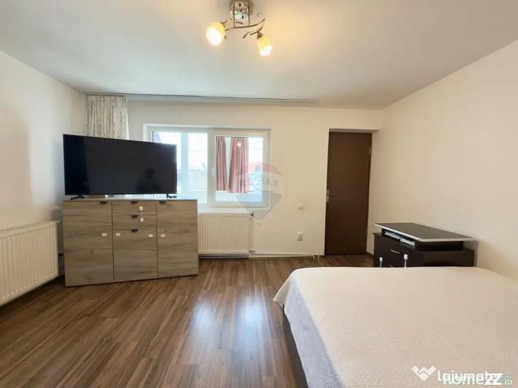 Casă cu 4 camere cu Teren 87 Mp în Exterior Vest