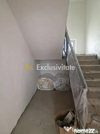 Apartament cu 3 camere decomandat în Smeura