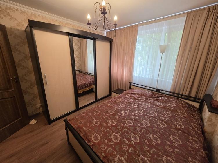 Apartament cu 2 camere decomandat, mobilat în Cantemir