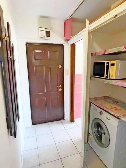Apartament cu 2 camere nedecomandat în Dacia