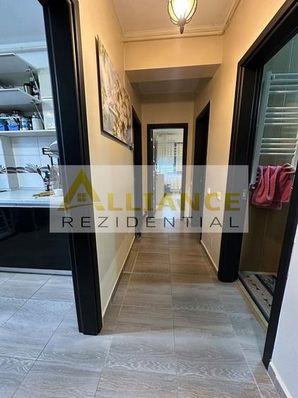 Apartament cu 3 camere decomandat în 1 Decembrie 1918