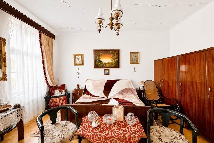 Casă D+P, zona Boul Roșu, pretabilă spații de cazare/birouri - 28