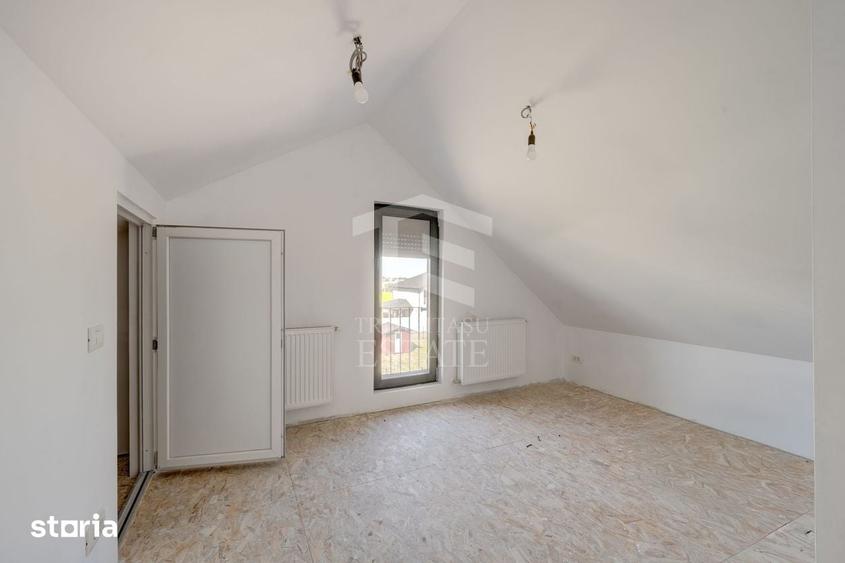 Casă cu 4 camere cu Teren 380 Mp în Apărătorii Patriei
