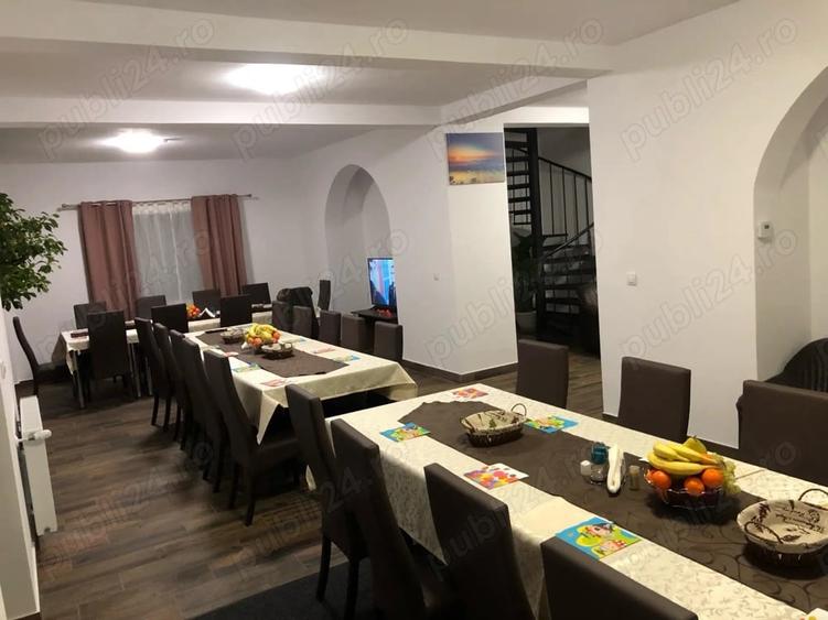 Casă cu 5 camere în Central