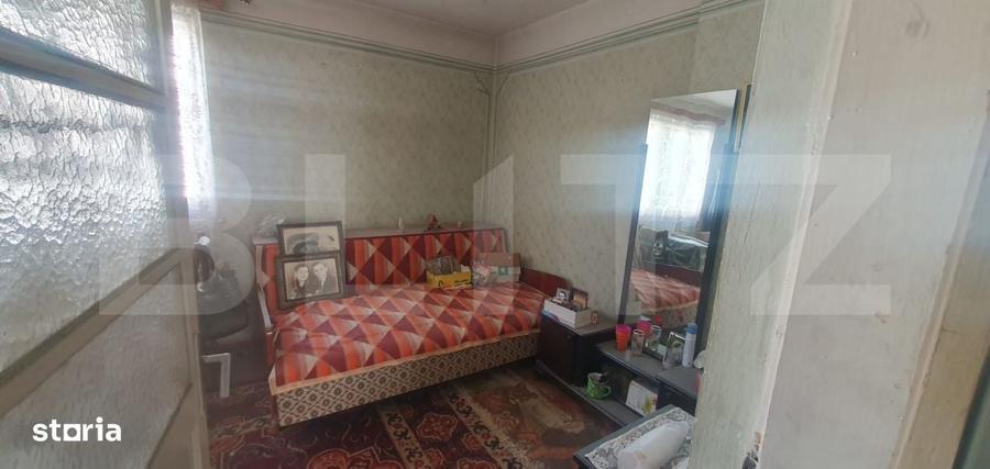 Casă cu 3 camere cu Teren 300 Mp în Central