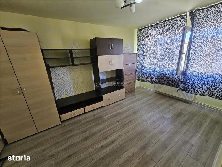 Apartament cu 2 camere semidecomandat în Central
