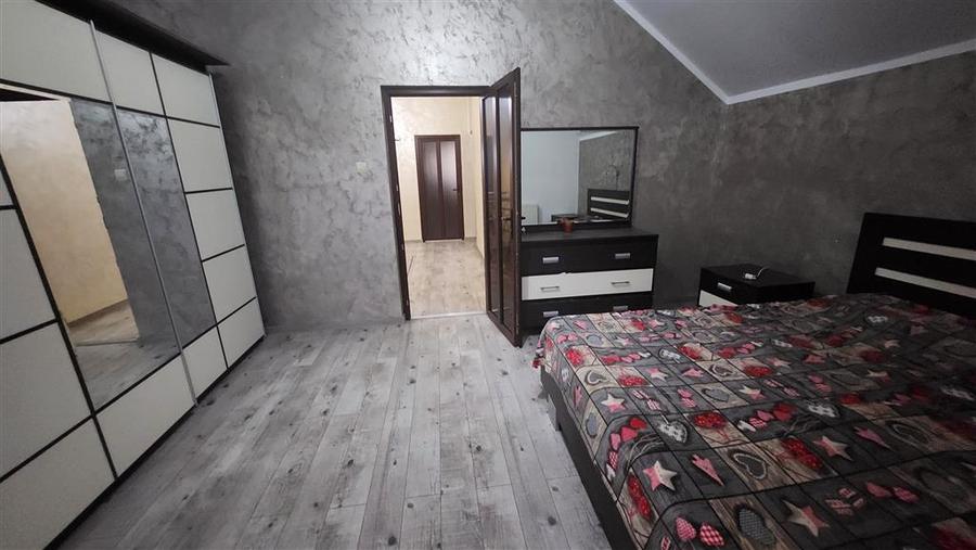 Casă individuală cu 5 camere cu Canalizare în Exterior Nord