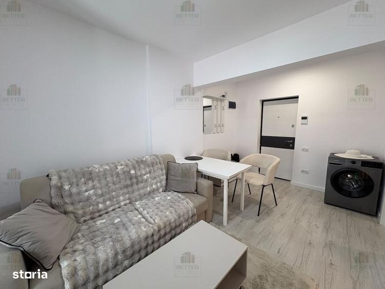 Apartament cu 3 camere semidecomandat în Ștefăneștii de Jos
