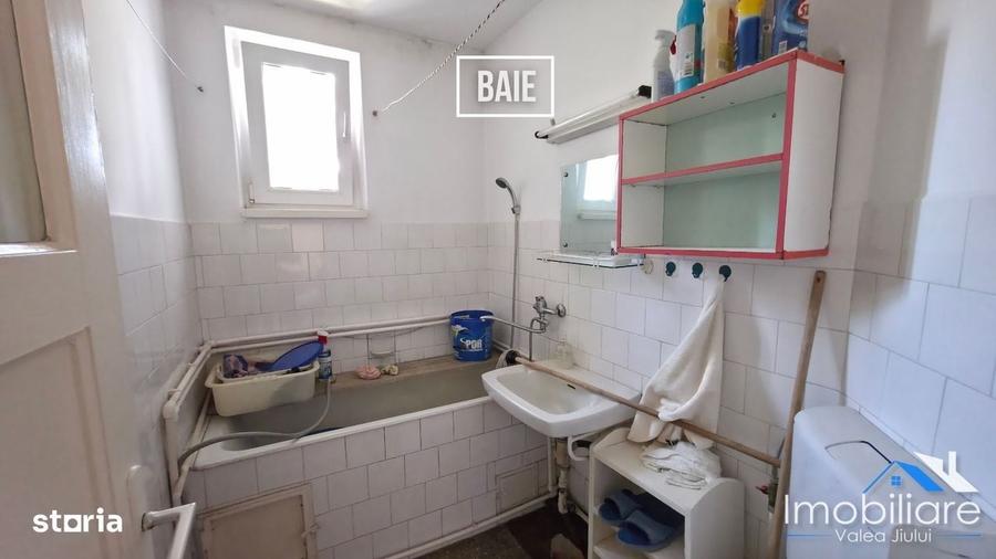 Apartament 2 camere Vulcan | Str. Nicolae Titulescu | Etaj 4/4 - 2