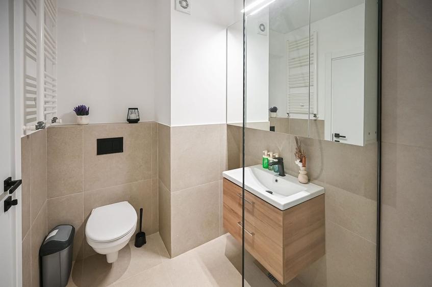 Apartament cu 2 camere decomandat în Mamaia-Sat