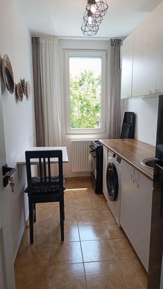 Garsonieră decomandată în Drumul Taberei