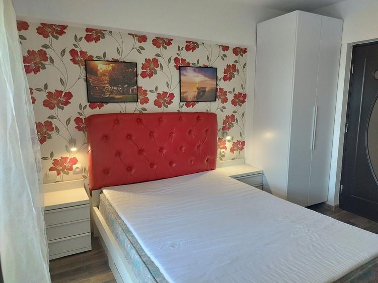 Apartament cu 2 camere decomandat în Independenței