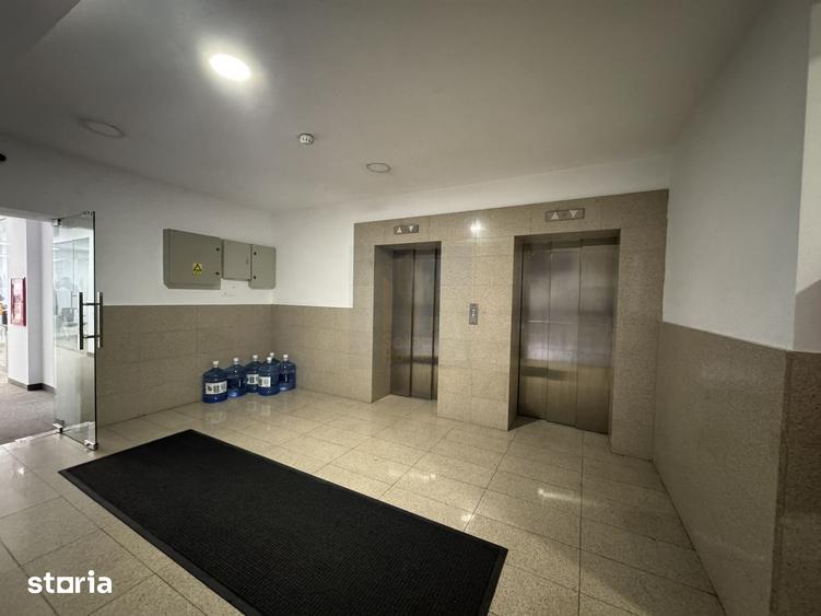 Spațiu comercial, de 1,250 mp, în Dacia