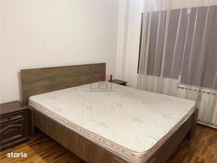Apartament cu 2 camere decomandat în Tei