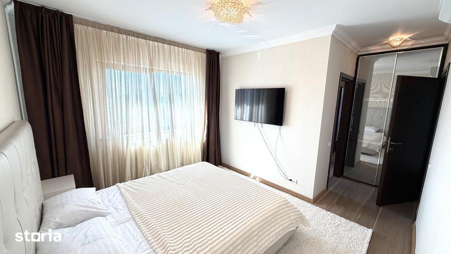 Apartament cu 3 camere în Tei