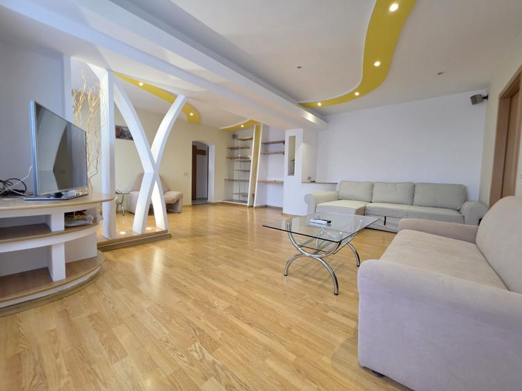 Apartament cu 2 camere semidecomandat în 13 Septembrie