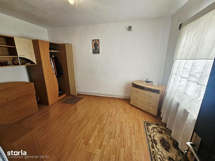 Casă cu 4 camere în Ariceștii Rahtivani