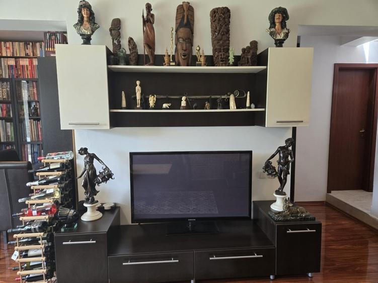 Duplex cu 4 camere cu Canalizare în Bună Ziua