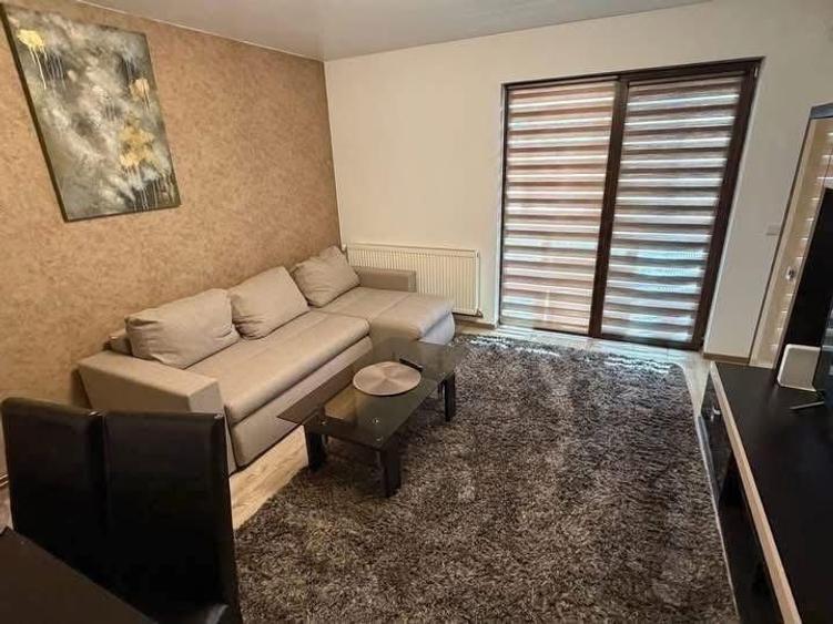 INCHIRIEZ APARTAMENT IN BLOC NOU ULTRACENTRAL cu loc de parcare gratuit inclus - 2