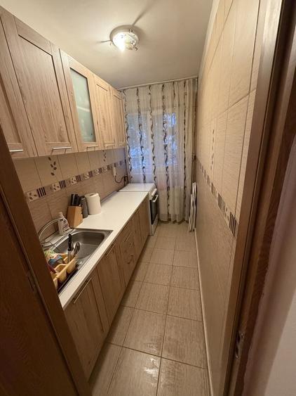 Apartament cu 2 camere semidecomandat în Satu Nou