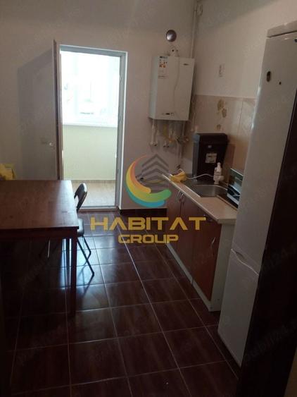 Garsonieră decomandată în Vest