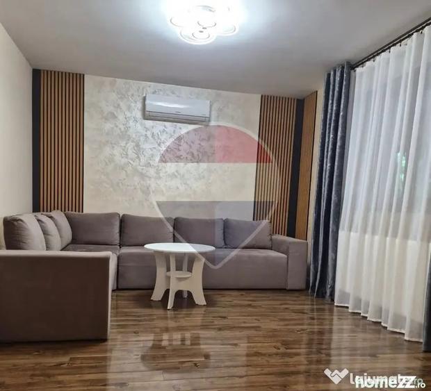 Apartament cu 2 camere semidecomandat în Central