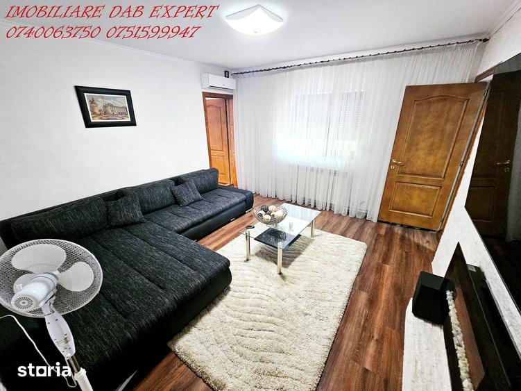 Casa vanzare 5 camere zona CENTRALA - 2