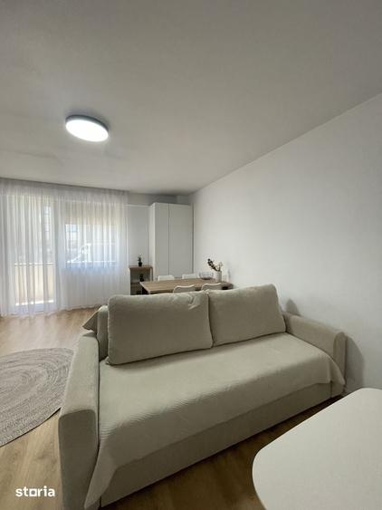 Apartament cu 3 camere în Cetate