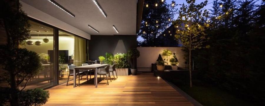 Casă cu 12 camere cu Teren 360 Mp în Domenii