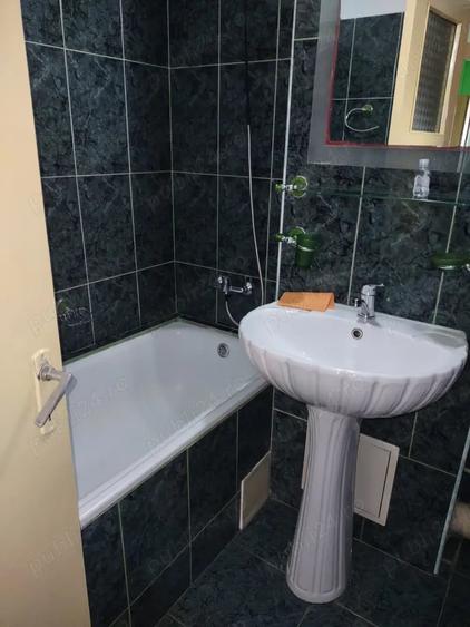 Apartament cu 2 camere decomandat în Prundu