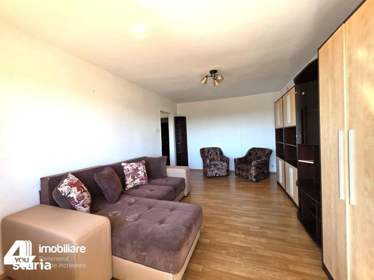 Apartament cu 3 camere decomandat în Bujac