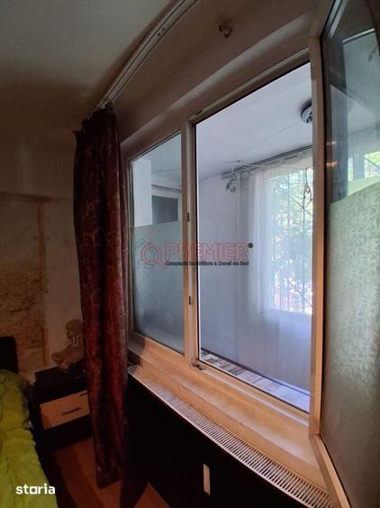 Apartament cu 2 camere semidecomandat în Berceni